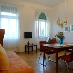 Aparthotel Haus Max, Vienna